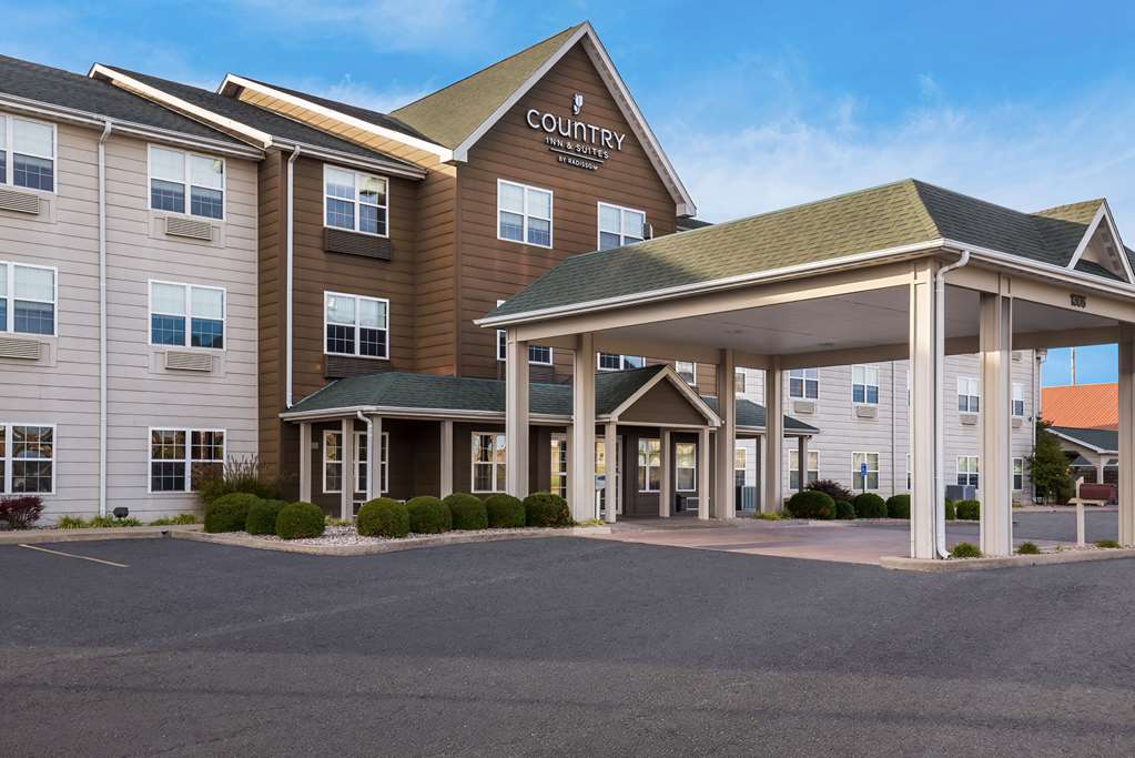 Country Inn & Suites by Radisson Marion IL - photo 3