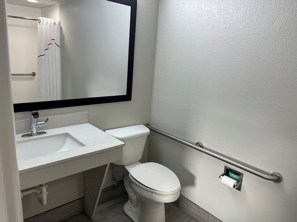 Days Inn by Wyndham Rockingham - photo 20