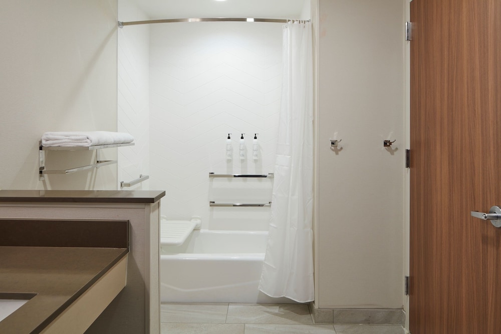 Fairfield by Marriott Inn & Suites Middletown - photo 11