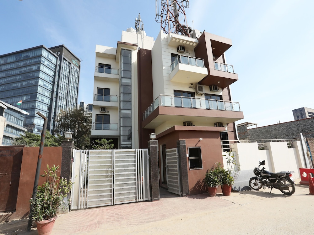 Capital O 29756 Golf View - last minute hotel in Gurgaon