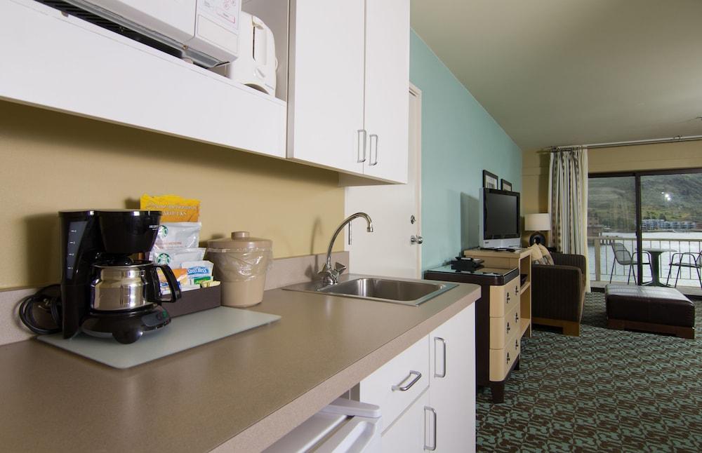 Campbell's Resort - photo 28