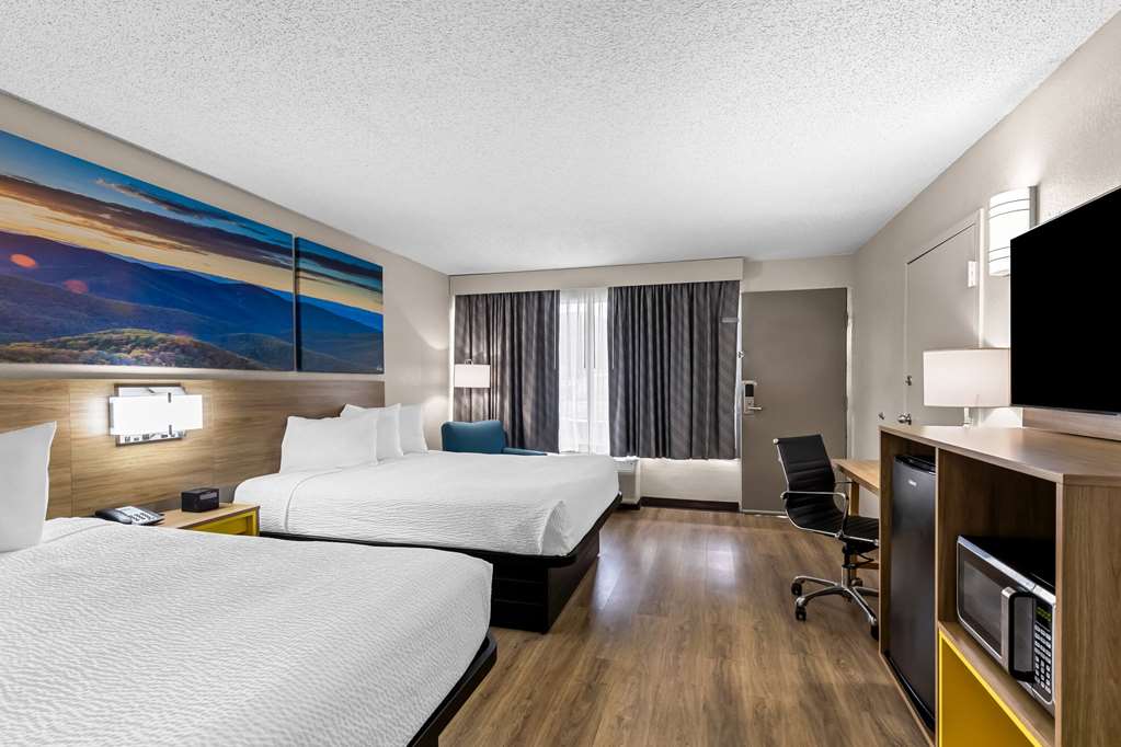Days Inn By Wyndham Clayton — Clayton