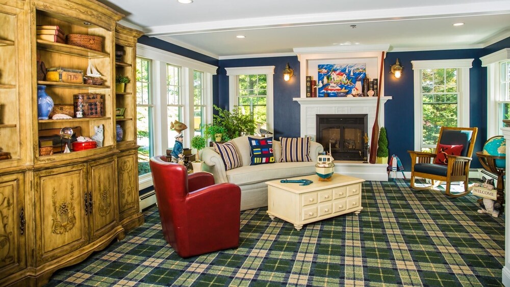Strawberry Hill Seaside Inn - photo 18