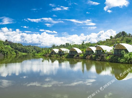 Xishuangbanna Visible Zeqi Tent Hotel in Menghai, People's Republic of China