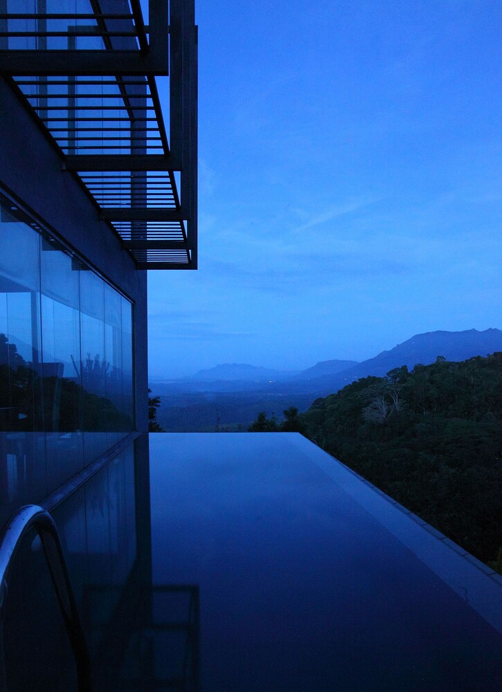 Romance Valley in Haputale, Sri Lanka