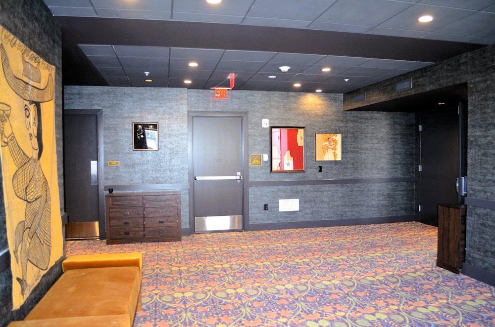 Hotel Indigo Nashville The Countrypolitan by IHG - photo 66