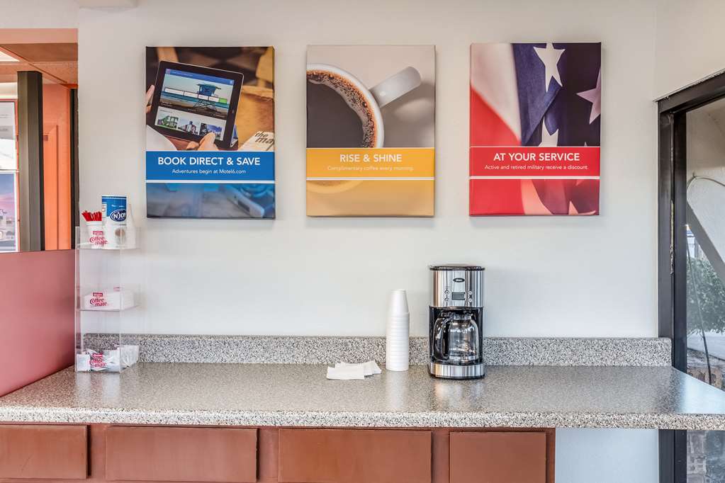 Motel 6 Arlington TX UTA - photo 18