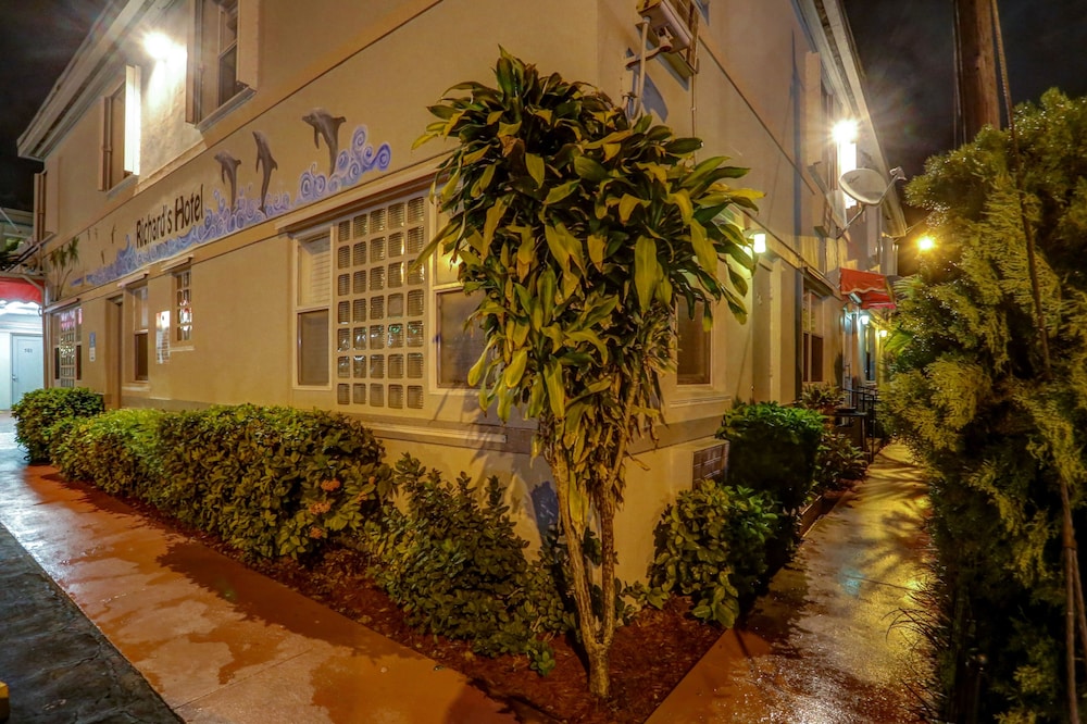 Richard's Hotel - photo 57