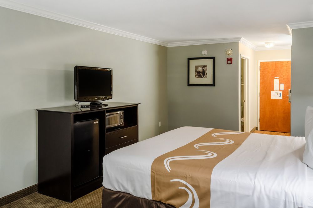 La Quinta Inn Gulf Shores - photo 35