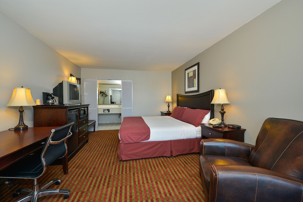 The Dels Pittsburg - photo 17