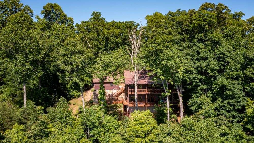 High Country Hideaway — 4-Star Luxury Hotel in Blue Ridge, United States