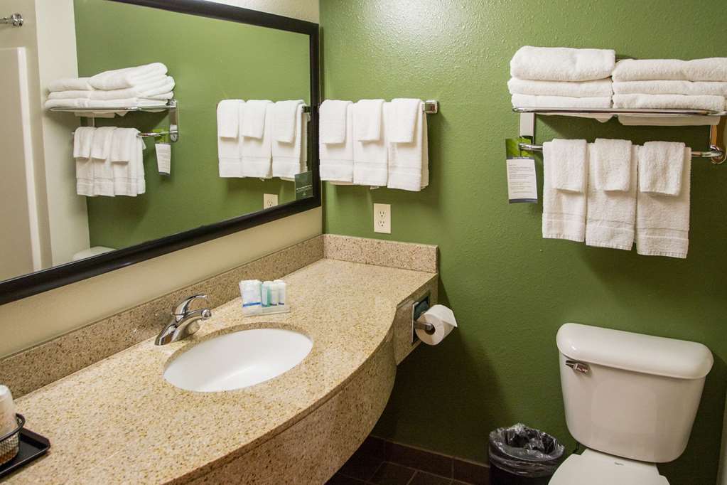 Sleep Inn & Suites Conference Center Eau Claire North - photo 16