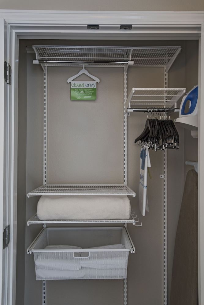 TownePlace Suites Fayetteville Cross Creek - photo 5