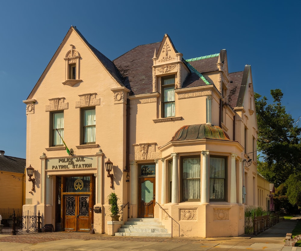 Inn at the Old Jail - photo 51