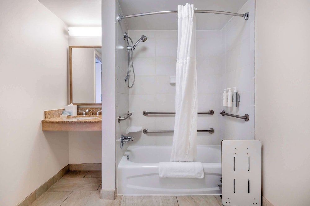 Hilton Garden Inn Lexington Hamburg - photo 17