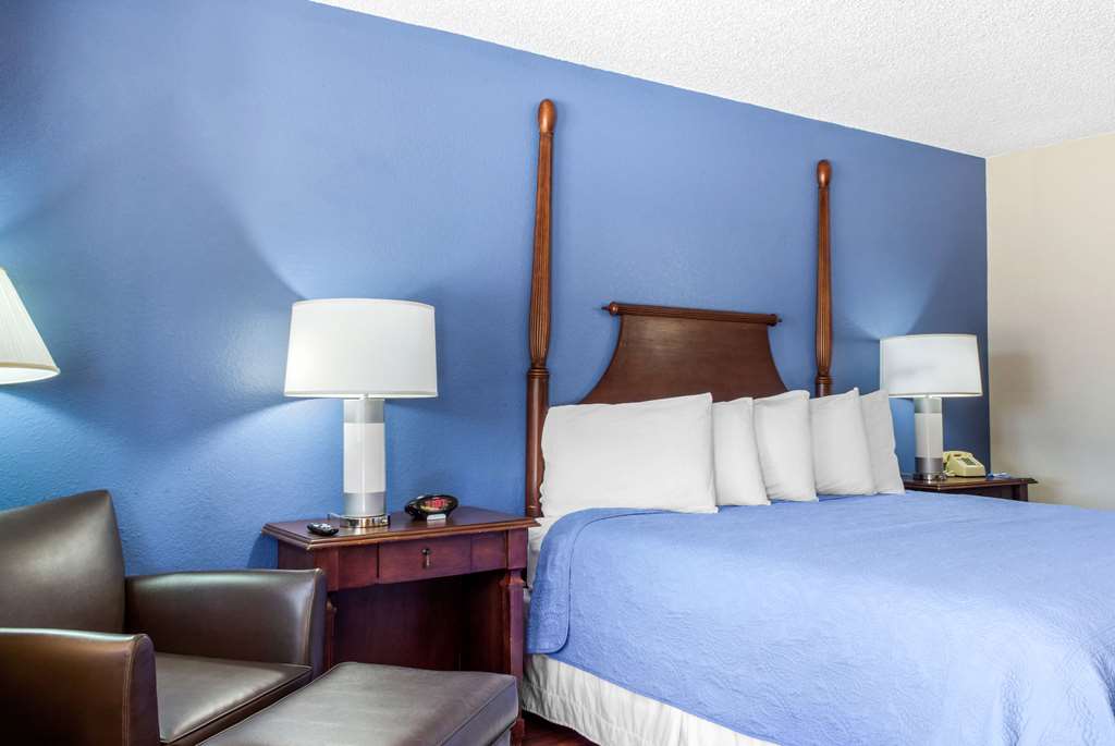 Rodeway Inn near Ft Huachuca - photo 13