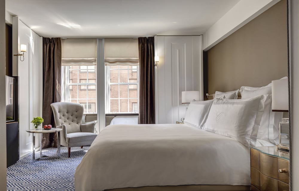 The Carlyle A Rosewood Hotel - photo 16