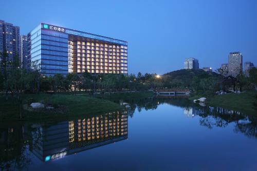 Zhoushan Yibo Hotel — 4-Star Luxury Hotel in Zhoushan, People's Republic of China
