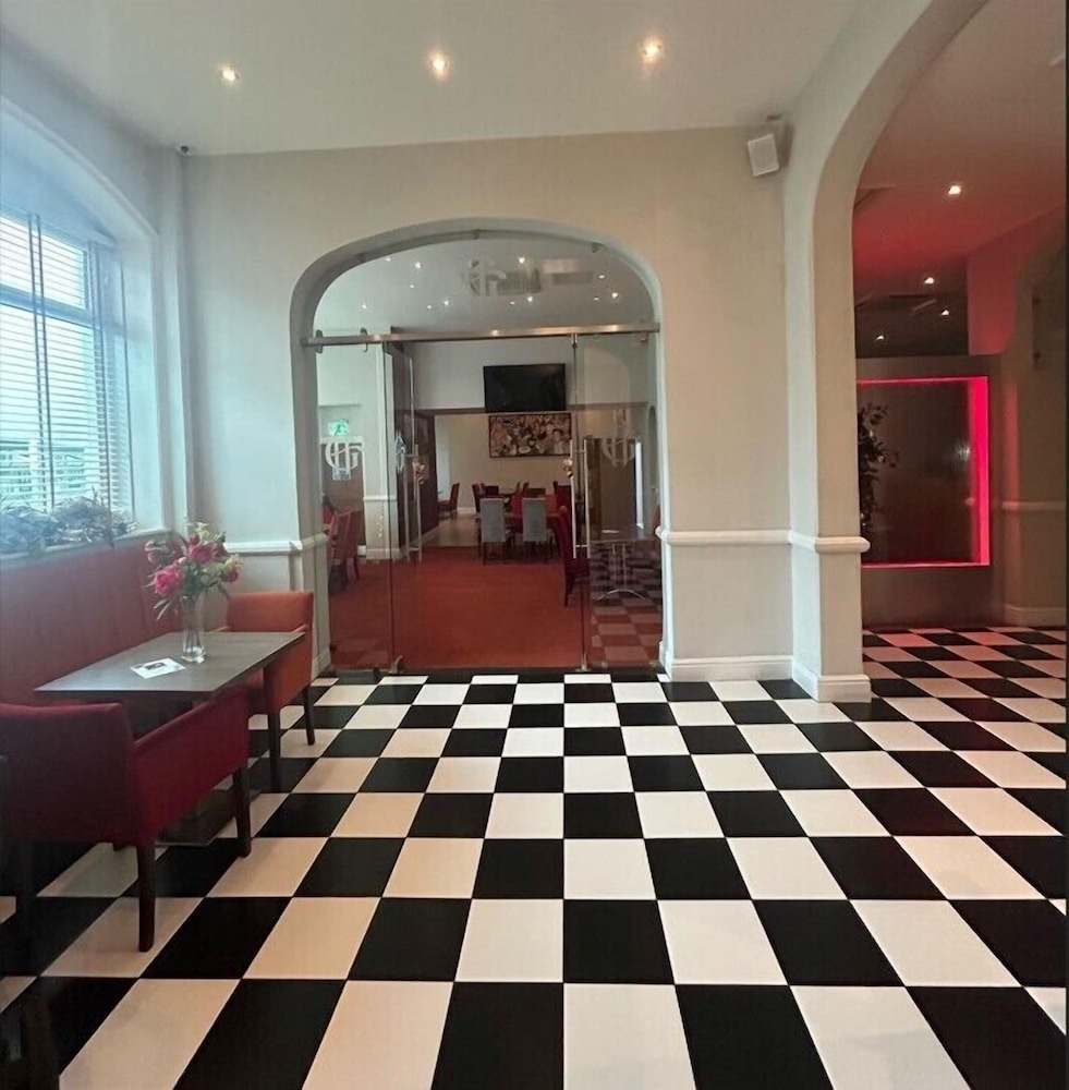 The Grand Hotel — hotel in Port Talbot