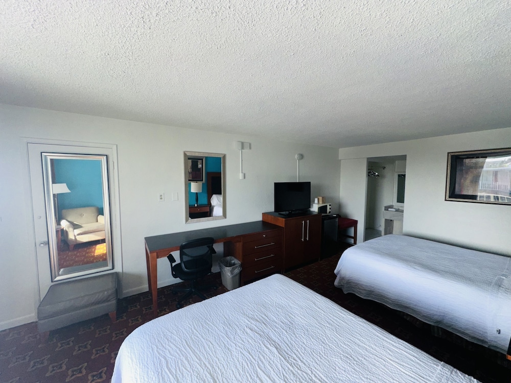 Boca Inn - photo 11