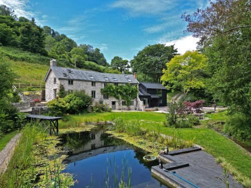 Idyllic country house & organic swim pond — 4-Star Luxury Hotel in Seaton, United Kingdom
