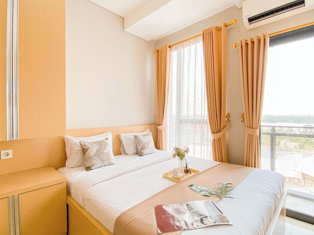 Comfort Living Studio at Monroe Tower Apartment in Cikarang, Indonesia