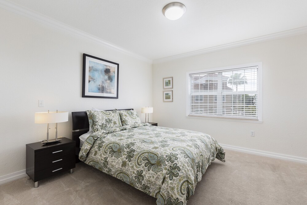 Reunion Resort by Intteli Fun Rentals - photo 16