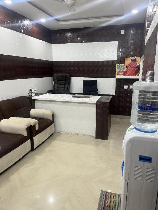 Svr guest house — 5-Star Luxury Hotel in Puttaparthi, India