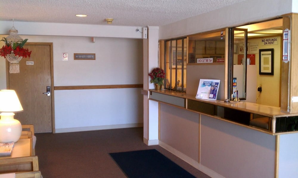 Colorado River Value Inn - photo 4