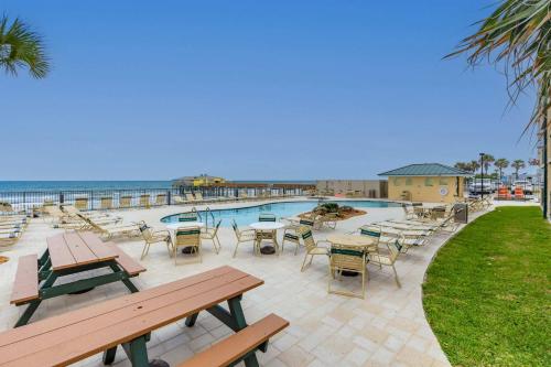 Oceanfront Condo With Amazing Views Sunglow Resort 902 By Brightwild — Daytona Beach Shores