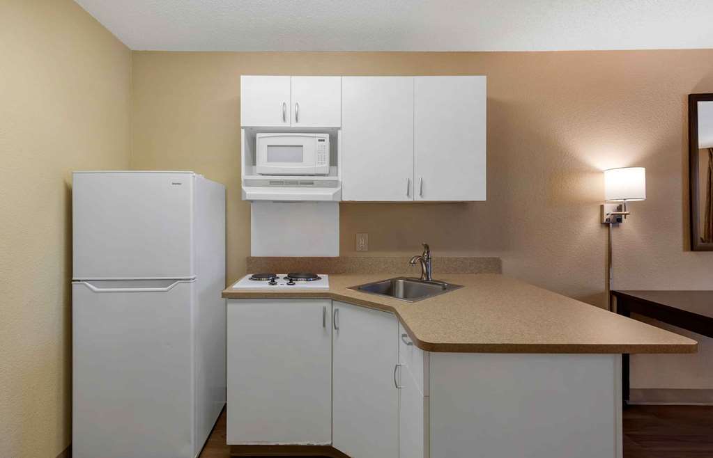 Extended Stay America Select Suites Atlanta Morrow - photo 20