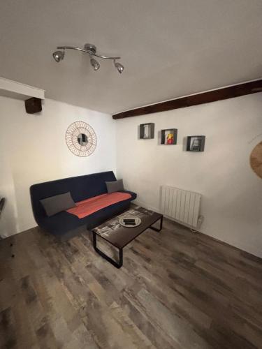 Hypercentre Proche Halage Et Rue Principale — hotel in Redon