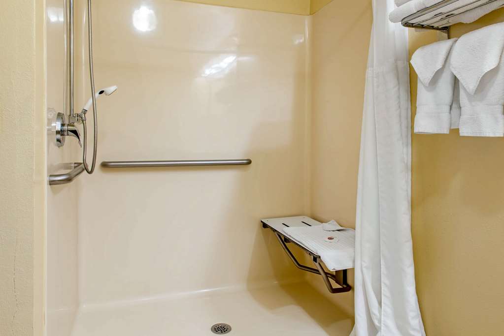 Quality Inn Jacksonville near I 72 - photo 20