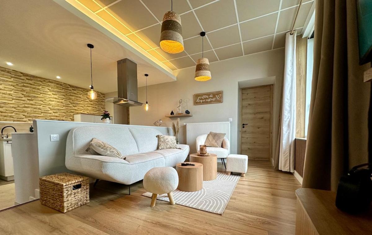 Au Gray Des Flots — Gray