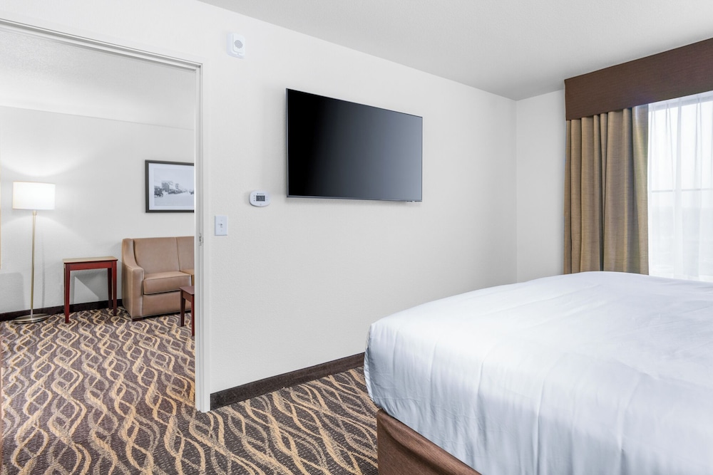 Cobblestone Hotel & Suites Lynden - photo 55