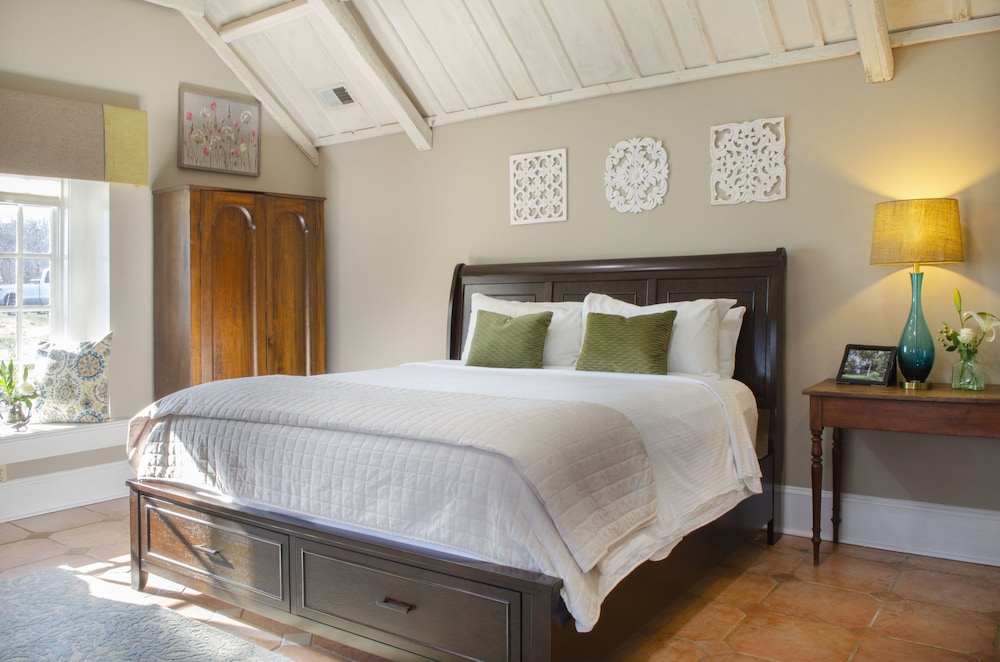 Hillbrook Inn - photo 38