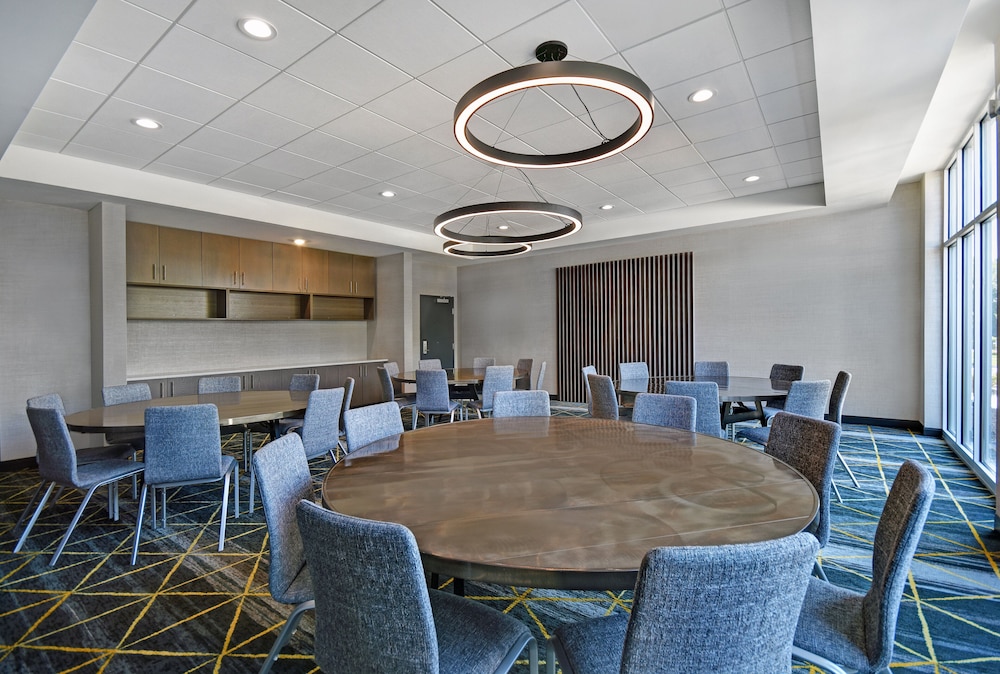Holiday Inn Grand Rapids North Walker by IHG - photo 47