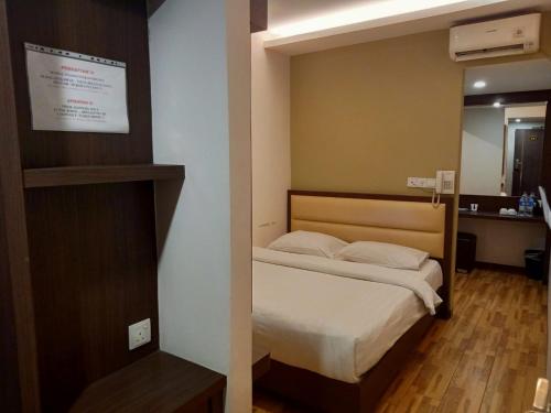 Namii Hotel — Batam — photo 3