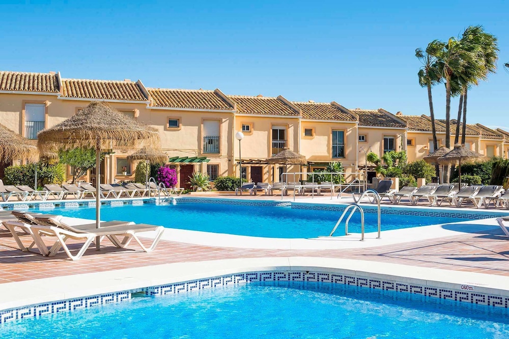 Ramada Hotel & Suites by Wyndham Costa del Sol - carbon neutral hotel in Mijas