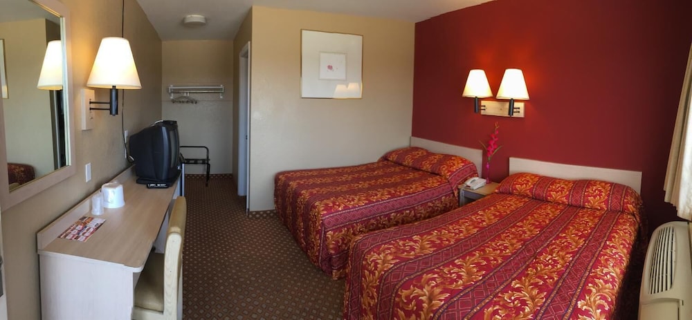 Hilltop Inn & Suites - photo 19