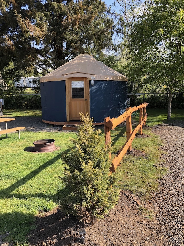 Tillamook Bay City RV Park - photo 3