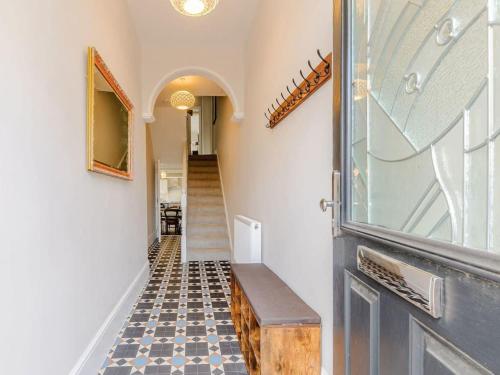 Walpole FRONT House sleeps 13 15 — 4-Star Luxury Hotel in Margate, United Kingdom