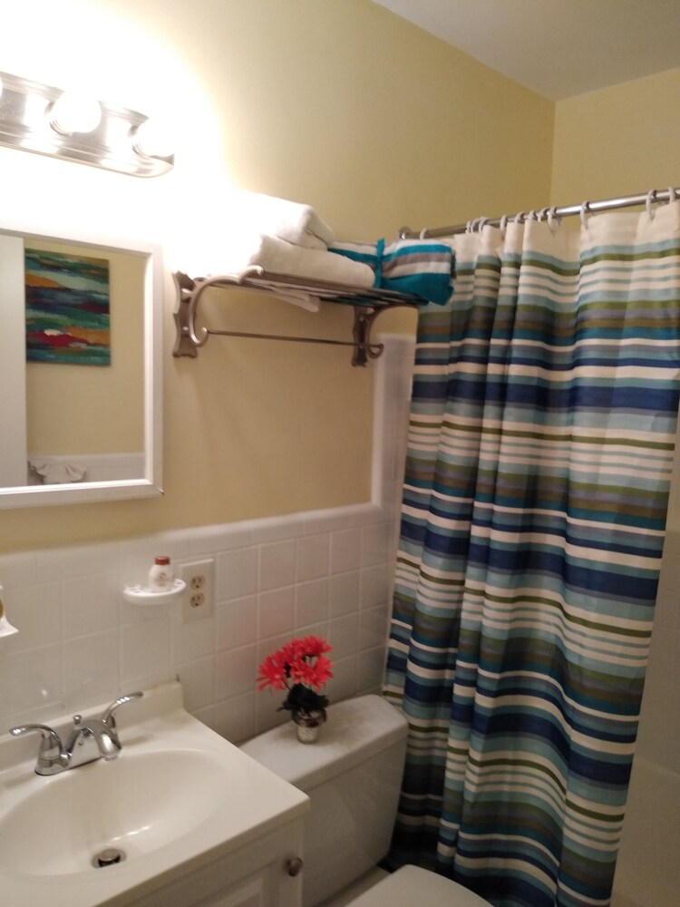 Swashbuckler Motel - photo 38