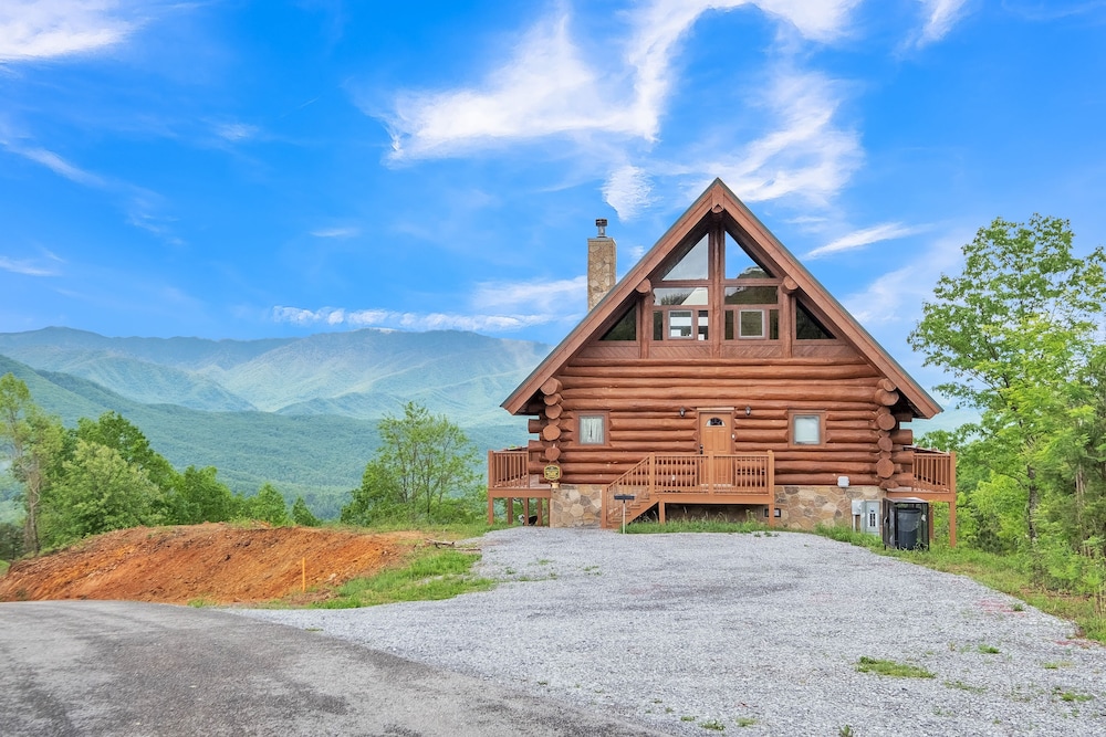 Sky Views Panoramic Views 2 Bedroom Cabin by Heavenly Views Resort - photo 26