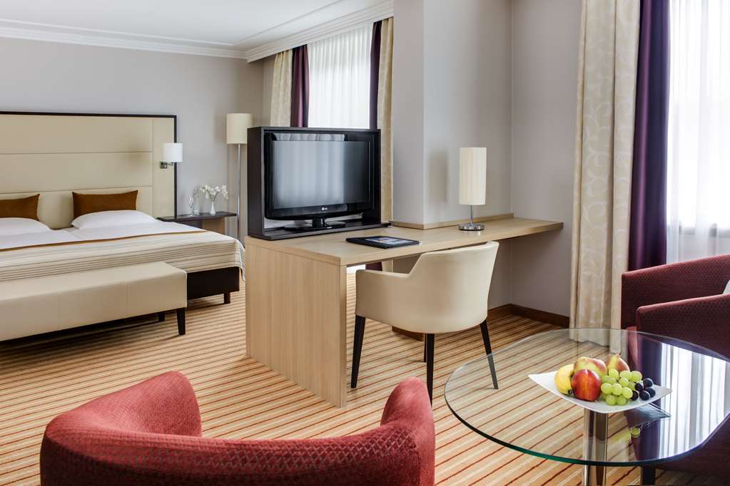 Steigenberger Hotel Bad Neuenahr, Germany - Junior Suite