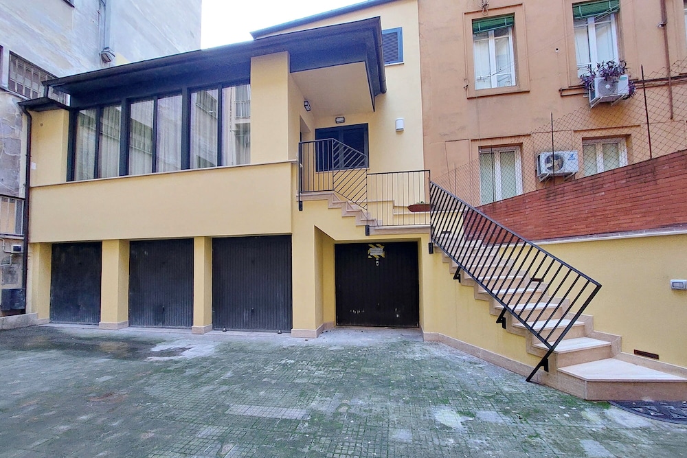 Casa Indipendente a Prati — 4-Star Luxury Hotel in Rome, Italy