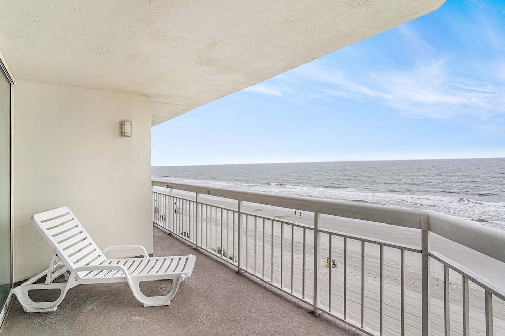 0412 Waters Edge Resort 3 Bedroom Condo by RedAwning in Murrells Inlet, United States