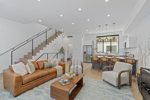 Serene Hollywood — 4-Star Luxury Hotel in Los Angeles, United States