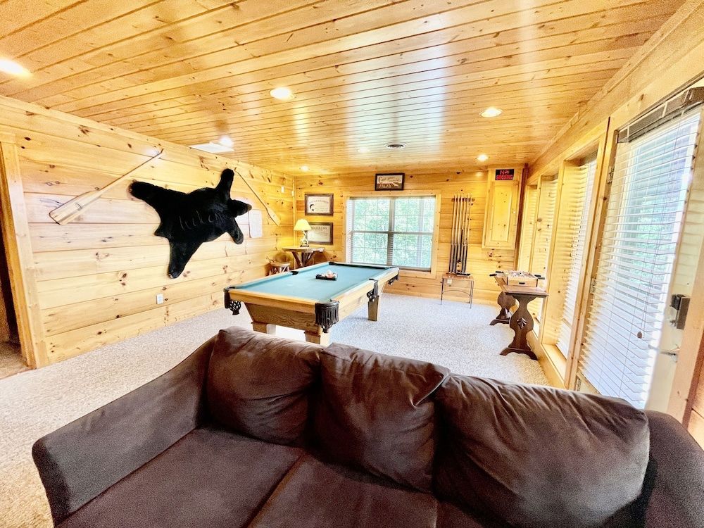 A Rocky Top Rendezview 2 Bedroom Cabin By Redawning Townsend 9444700 — Townsend