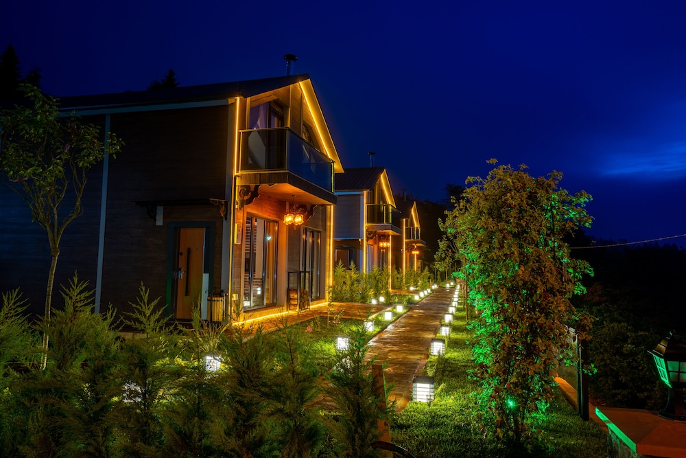 Poison Garden Suite & SPA — 4-Star Luxury Hotel in Trabzon, Turkey